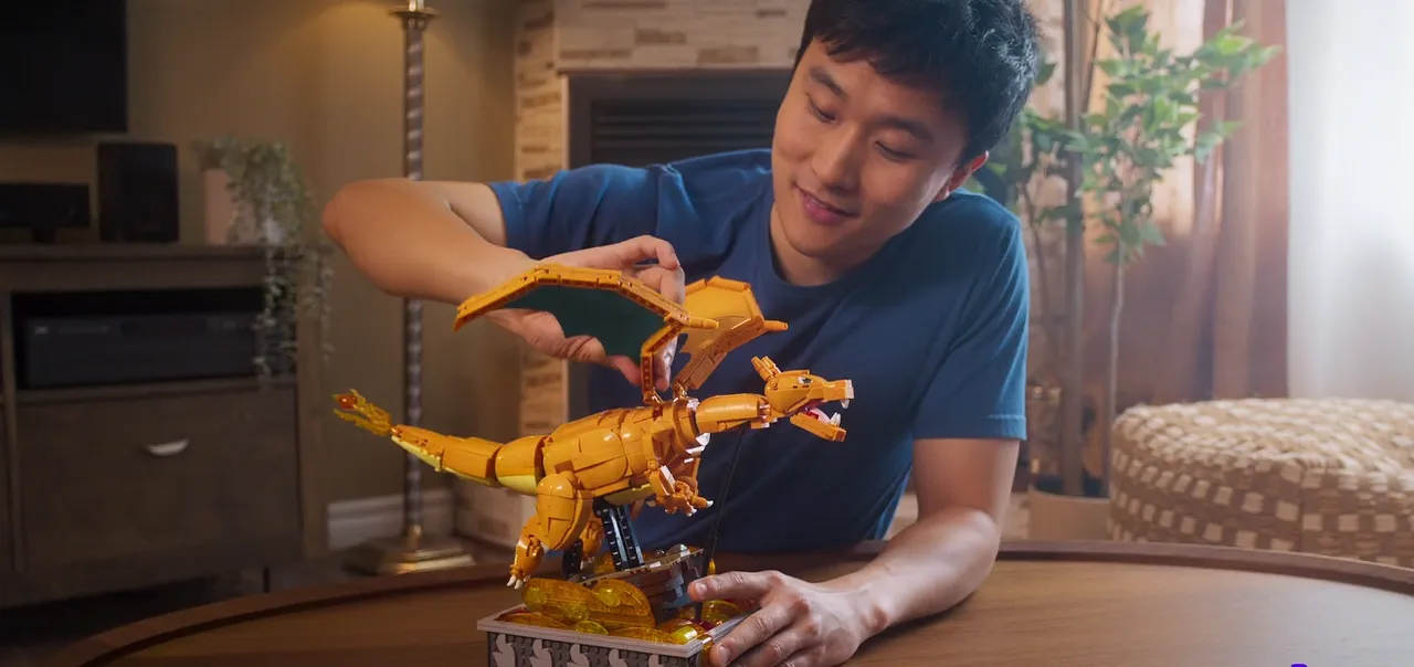 MEGA Hot Wheels Vulcan & Pokémon Charizard Commercial